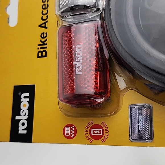 Rolson Bike Accessory Pack LED Lights Lock Dual Headed Pump Presta Schrader - Picture 2 of 12